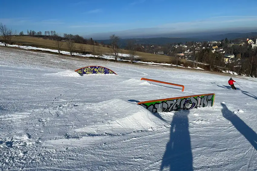Snowpark Eibenstock - 28.01.2026: Straightrail, Industrial Downrails, Rainbowrail